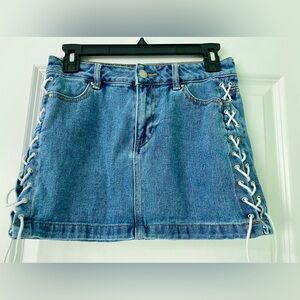 PacSun Jean Mini Skirt      Juniors size 24. (XXS)